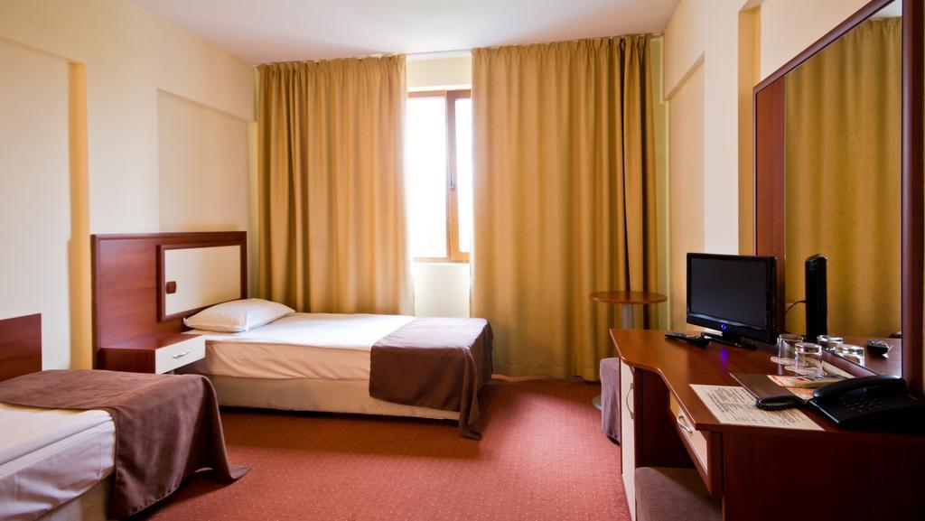 Nadejda Hotel Szófia Kültér fotó