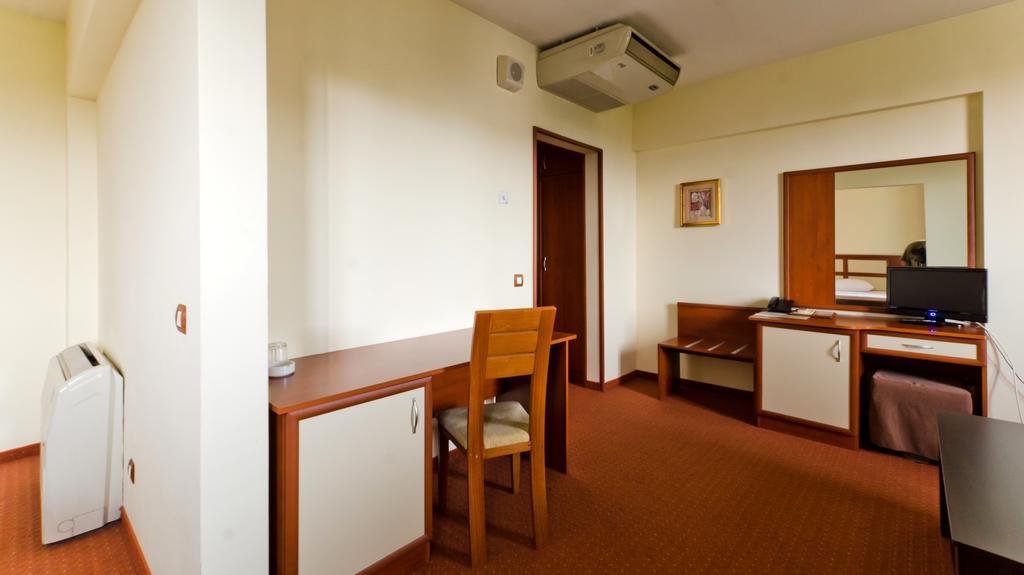 Nadejda Hotel Szófia Kültér fotó