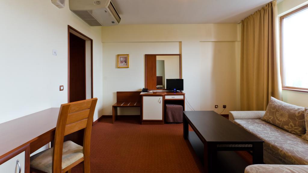 Nadejda Hotel Szófia Kültér fotó