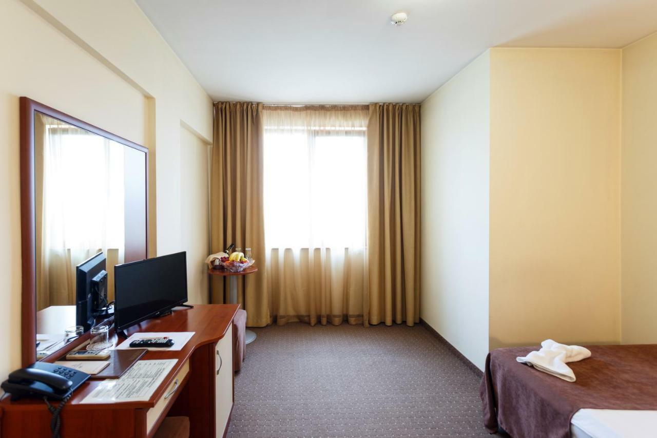 Nadejda Hotel Szófia Kültér fotó